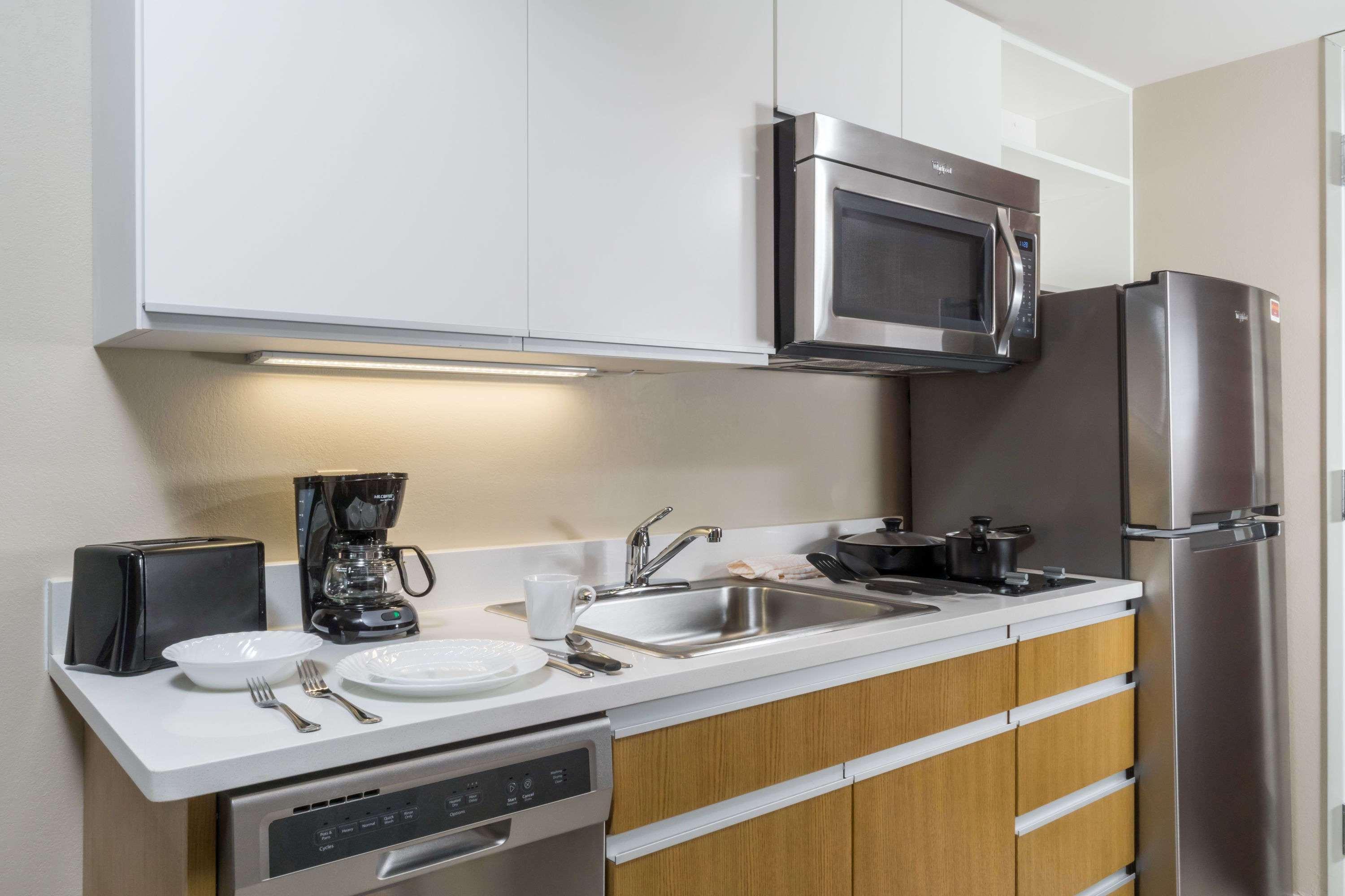 Hawthorn Suites By Wyndham Wheeling At The Highlands Triadelphia Exteriér fotografie