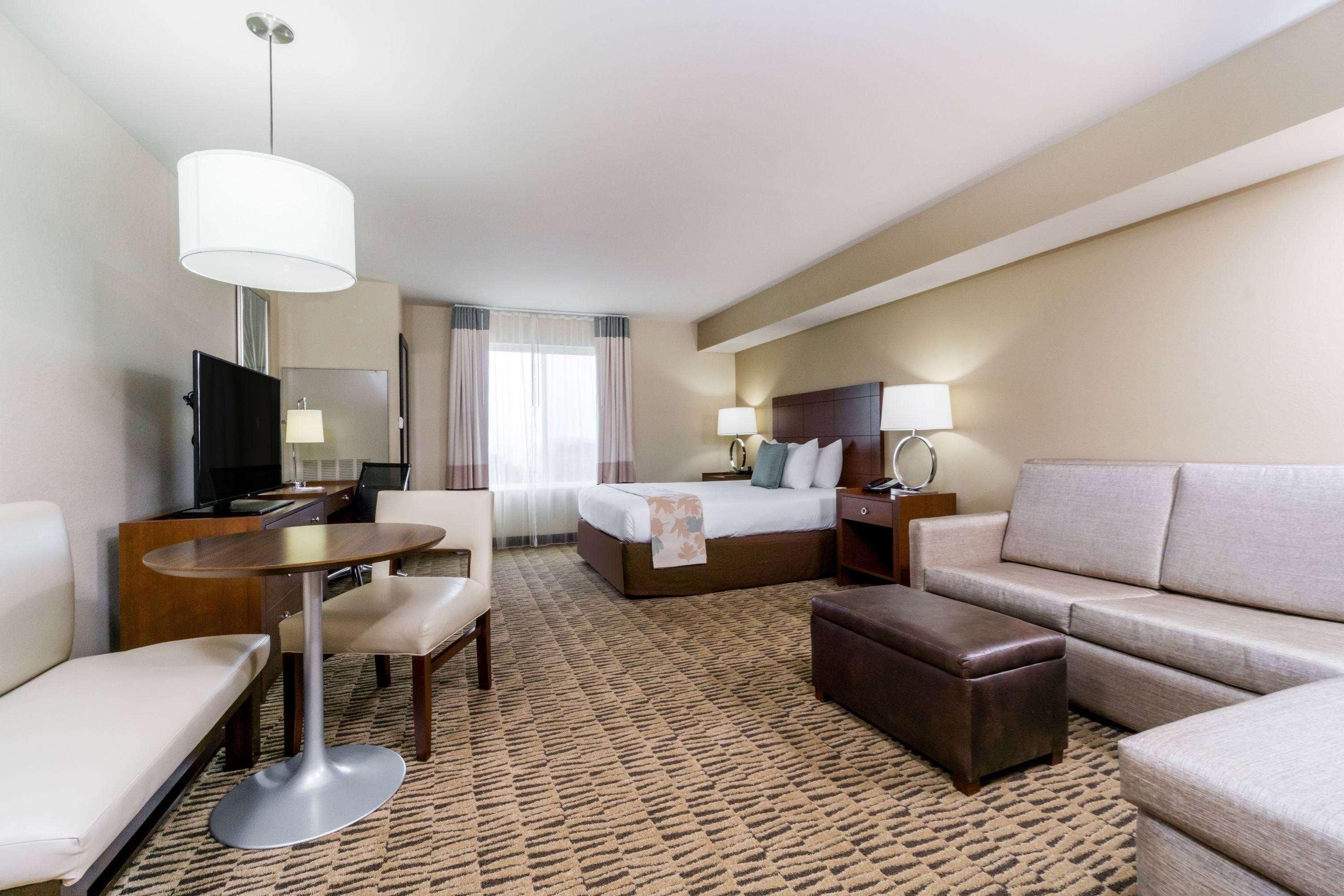 Hawthorn Suites By Wyndham Wheeling At The Highlands Triadelphia Exteriér fotografie