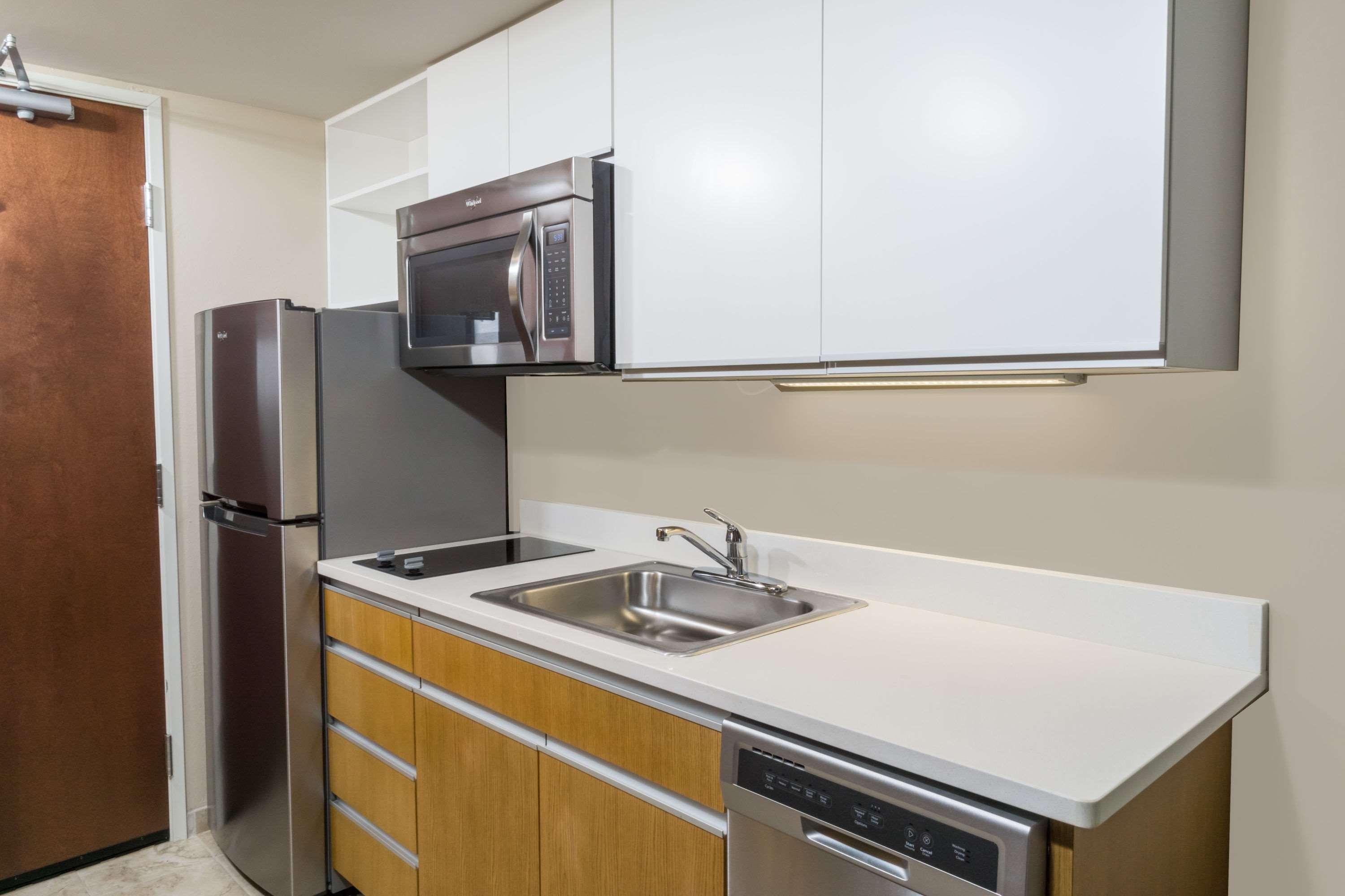 Hawthorn Suites By Wyndham Wheeling At The Highlands Triadelphia Exteriér fotografie