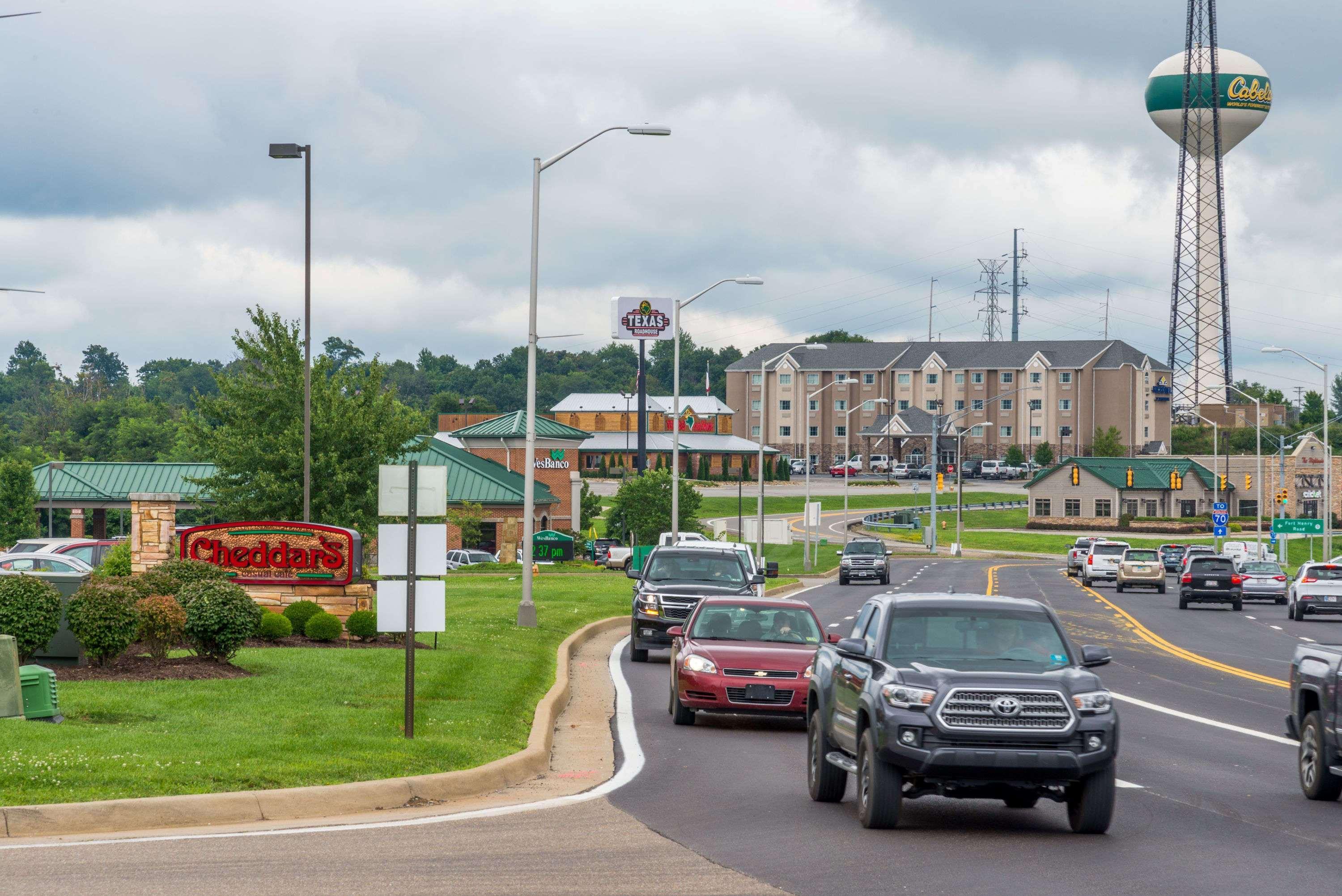 Hawthorn Suites By Wyndham Wheeling At The Highlands Triadelphia Exteriér fotografie