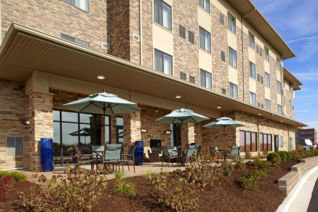 Hawthorn Suites By Wyndham Wheeling At The Highlands Triadelphia Exteriér fotografie